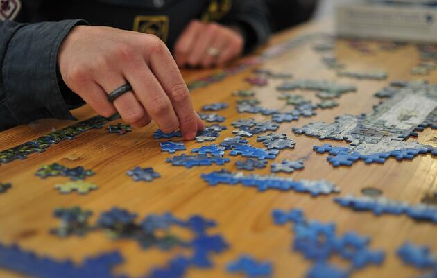 Jigsaw Puzzle Race